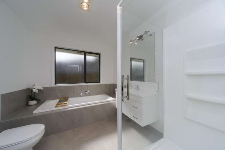 30 Macdonald Heights Feilding_7