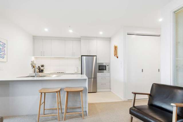103/6 Waikumete Road Glen Eden_3