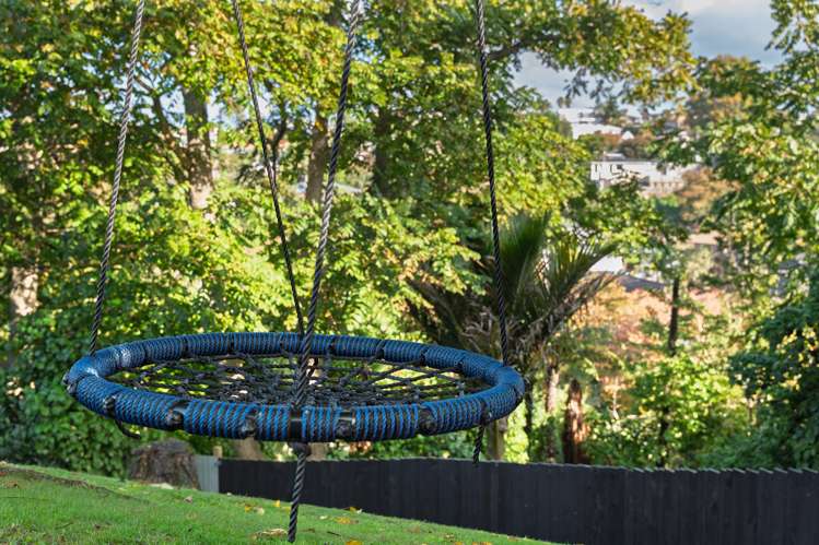 55 Kingswood Road Brookfield_16