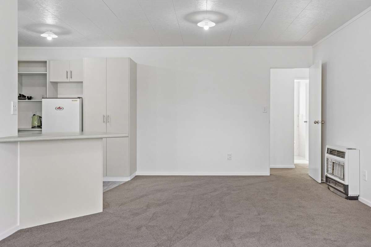 2/93 Rifle Range Road_2