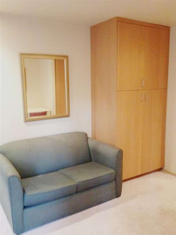 4c/2 Eden Crescent Auckland Central_5