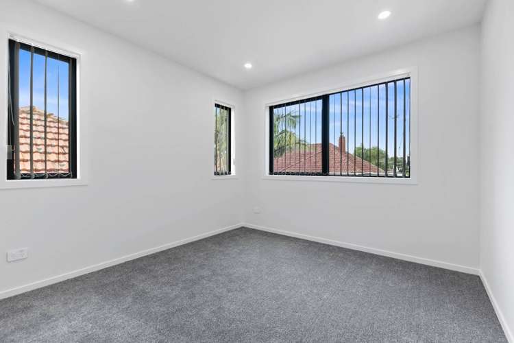 11B Elizabeth Avenue_5