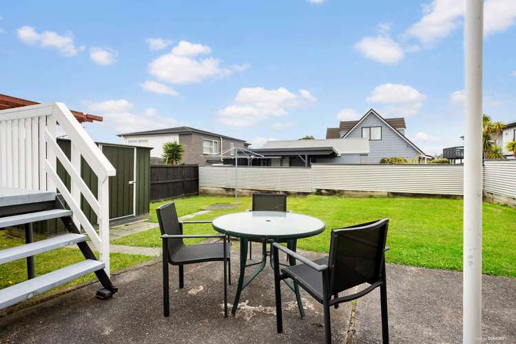 1/547 Hillsborough Road Mt Roskill_6