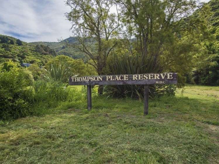 5 Thompson Place Anakiwa and Surrounds_16