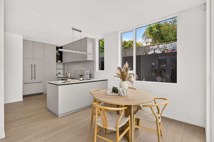 76A-D Grand Drive Remuera_17