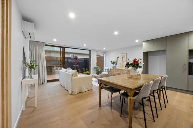 2/100 Innes Road Saint Albans_3
