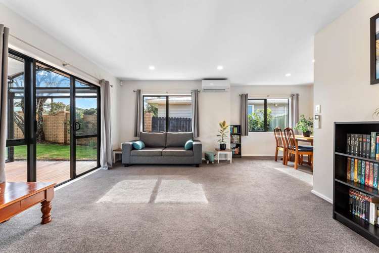 21 Koru Street Mangere Bridge_6