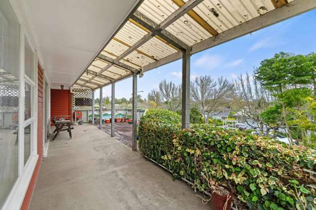 22 Sutton Crescent Hillcrest_1