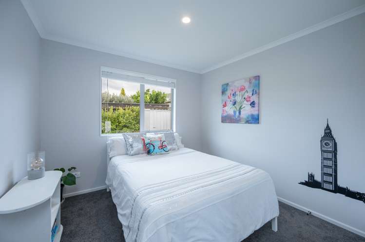 15 Brover Crescent Richmond_12
