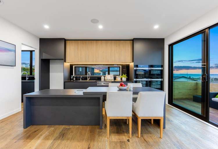 7 Pakirikiri Street Long Bay_8