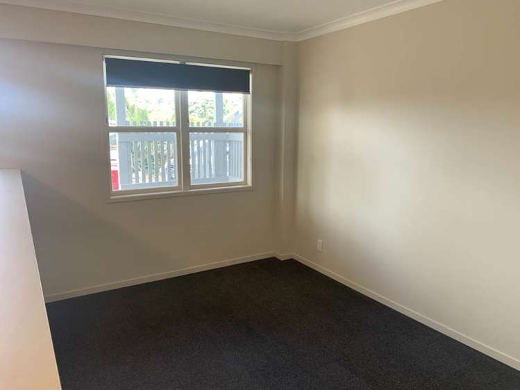 12b Mcphail Street Birkdale_3