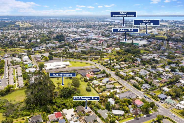 2/42 Eastglen Road Glen Eden_17