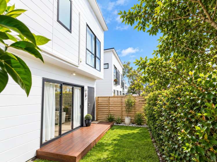 C/4 Roby Street Te Atatu Peninsula_1