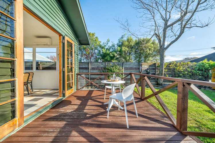 53 Palmer Crescent Silverstream_17