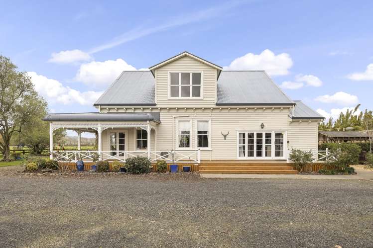 2179 State Highway 16 Helensville_29