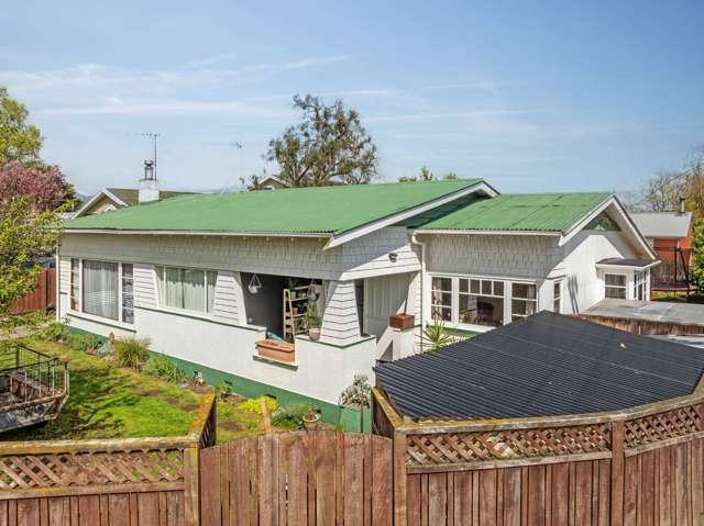 Family-Friendly Charm in Blenheim Central!