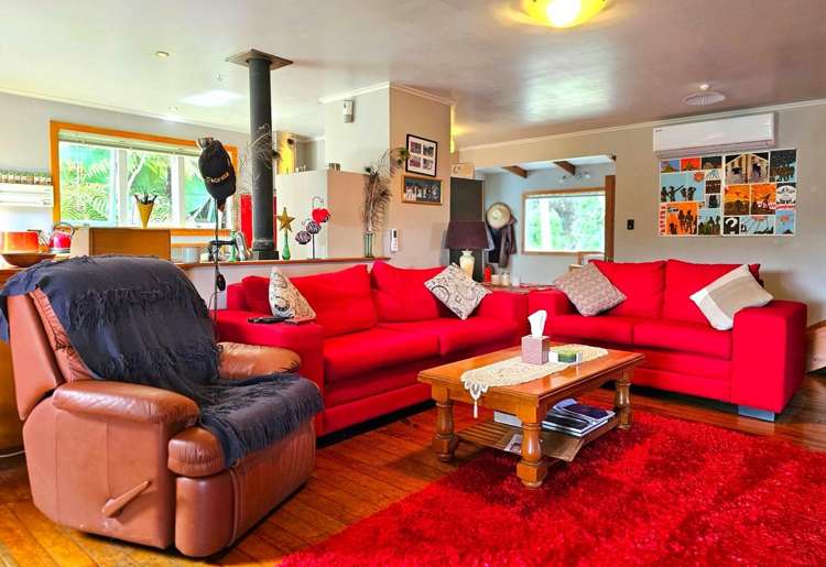 416 Pinehill Road Omapere_30