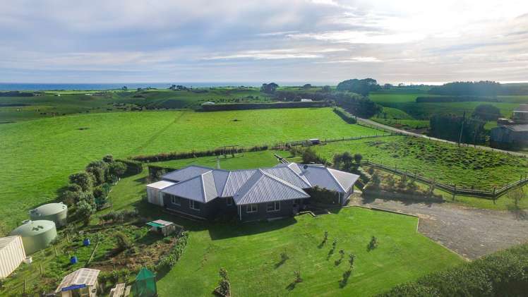 173 Perth Road Okato_21