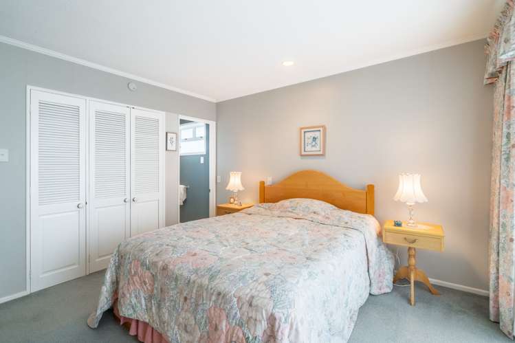 98 Chelmsford Street Windsor_10