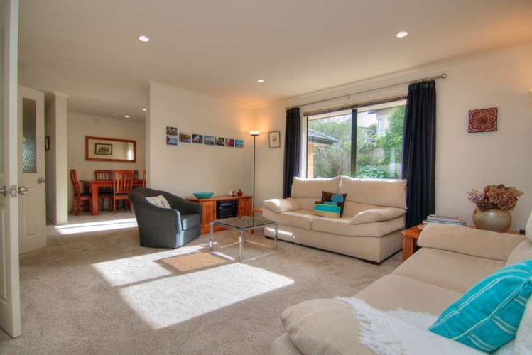 9 Toomer Place Beachlands_1