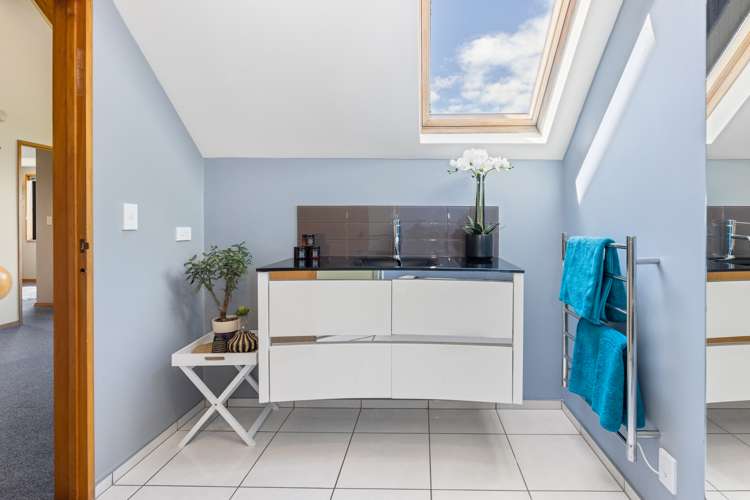 2 Lachie Griffen Rise Governors Bay_12