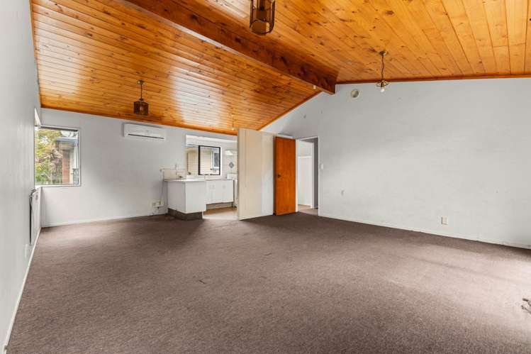 2/16 Boundary Road Papakura_10