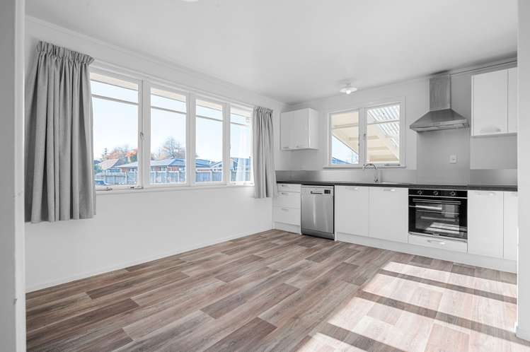 5A Paul Crescent_4