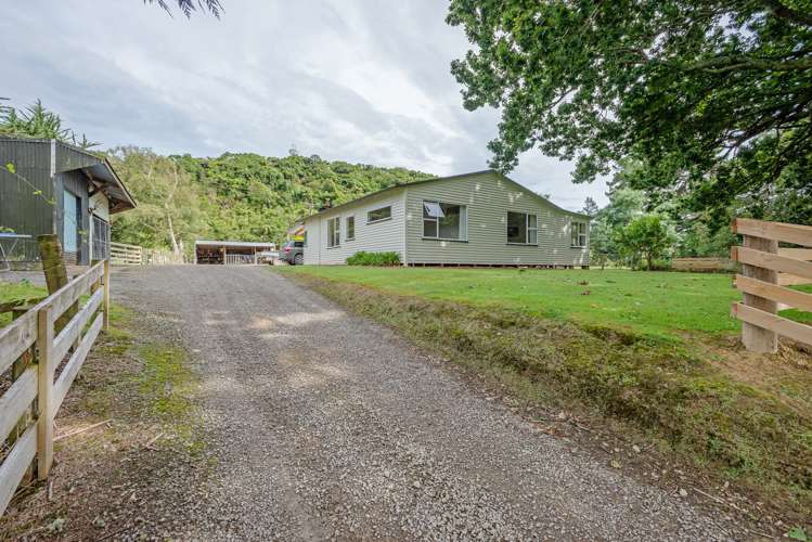 1068 Hinemoa Valley Road Pahiatua_16