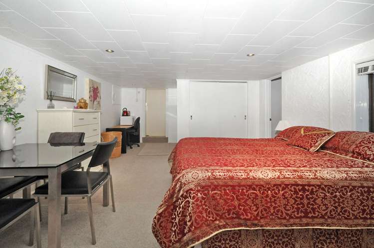 32 Halsey Drive Lynfield_18