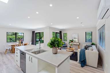62 Awanui Drive_4