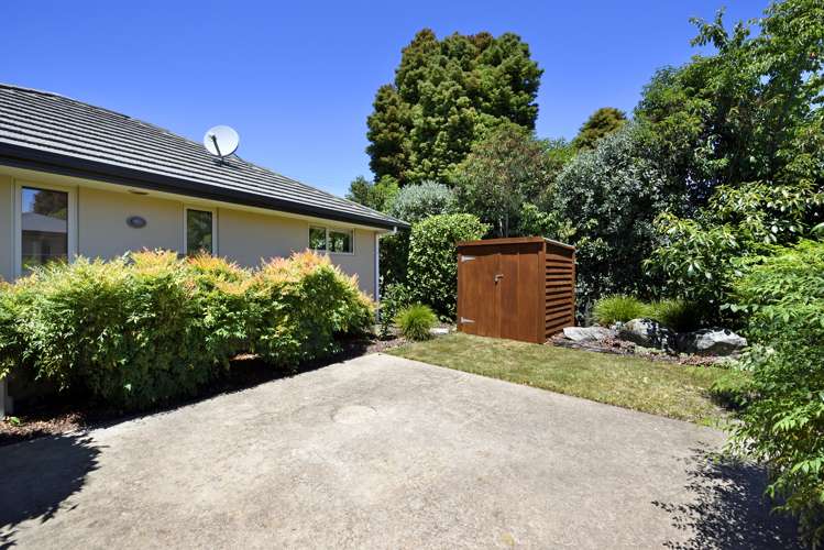 1 Ernest Place Brightwater_16