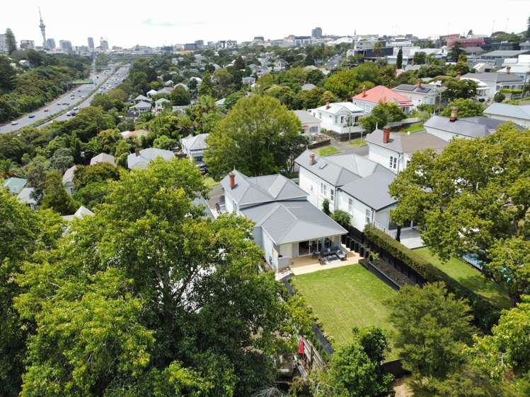 22 New Bond Street Kingsland_28