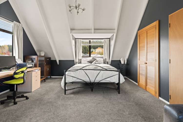 61 Holyhead Street Outram_15