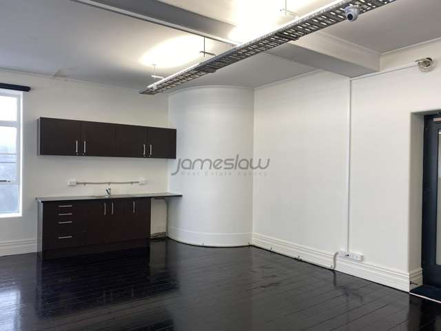 Suite 206/8 Commerce Street City Centre_1
