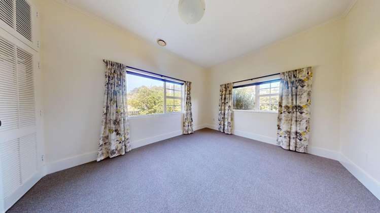 5 Caversham Road 1237_8