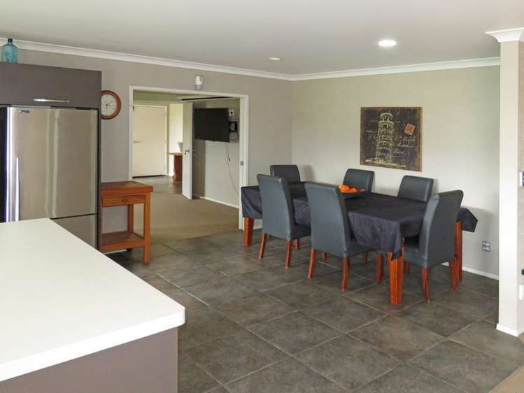 82 Thames Road Paeroa_6