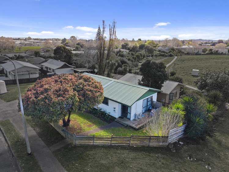 1/53 Redcrest Avenue_0