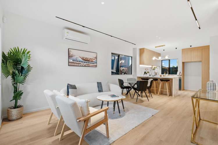 2/12 Maunu Road Papatoetoe_2