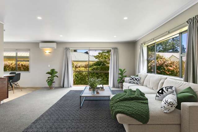 2/7 Kathleen Place Taupo_1