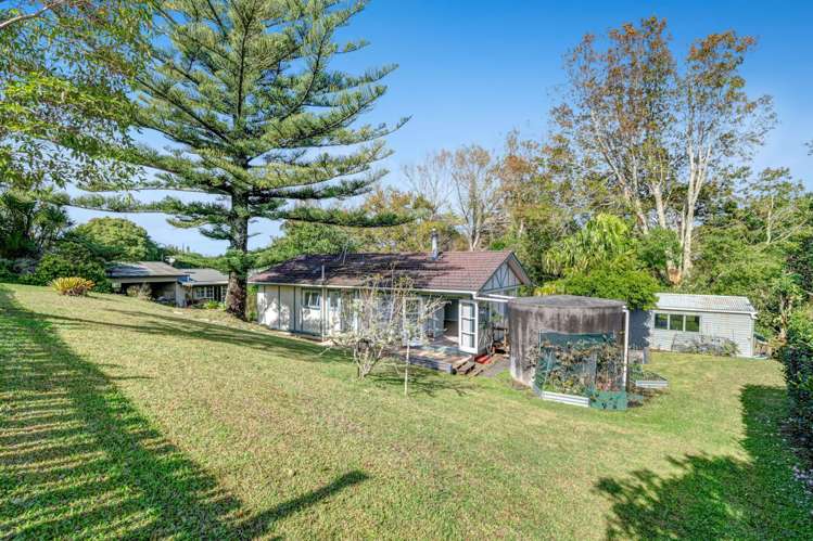 89 Brian Crescent Stanmore Bay_2