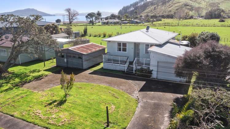 14 Karaka Road Kawakawa Bay_1