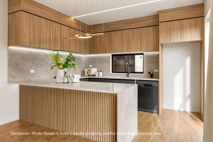 3/26&28 Luton Avenue Sunnyhills_6