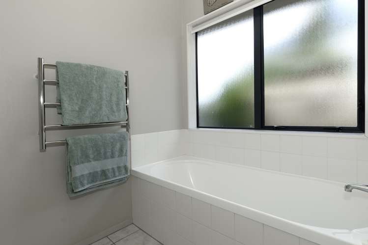 18 Santa Barbara Drive Papamoa_16