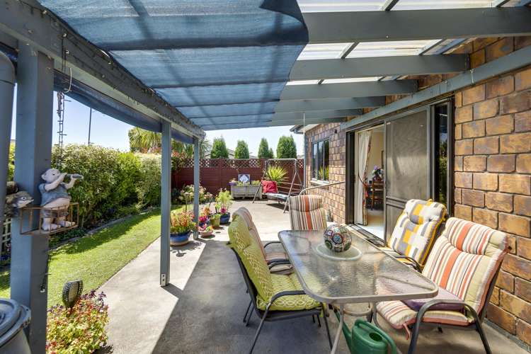 18 Portland Place Poraiti_17