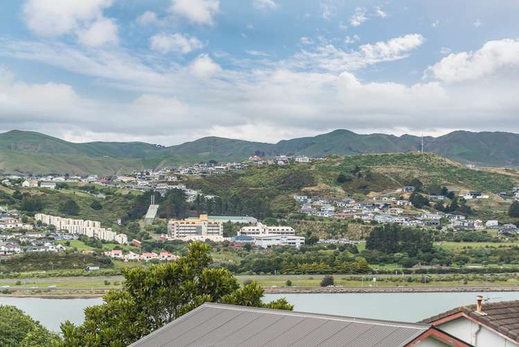 24 Clipper Street Titahi Bay_13