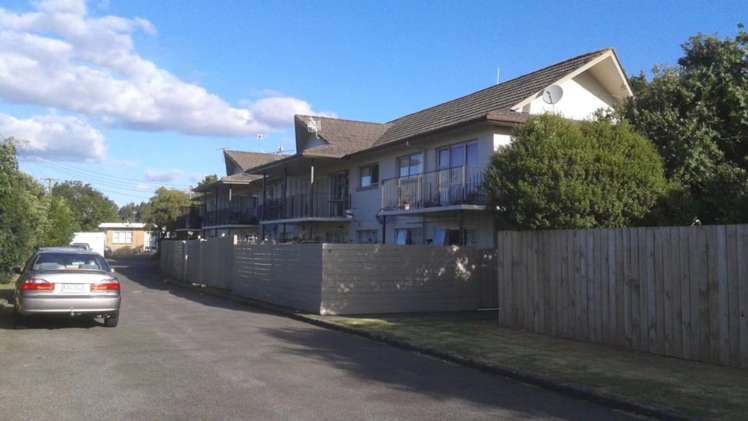 8/68 Ferndale Road Mount Wellington_0