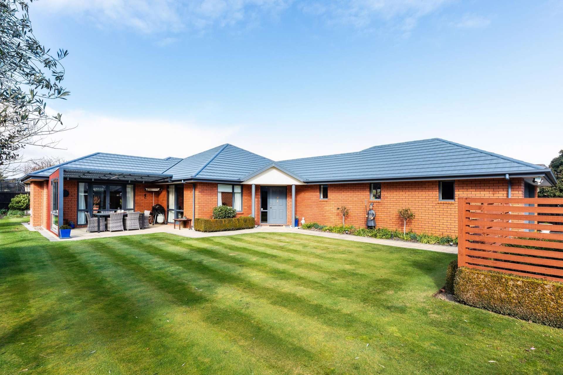 8 Gwen Place Redwood_0