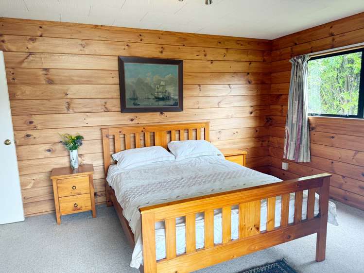 773 Whangaparapara Road Great Barrier Island_8