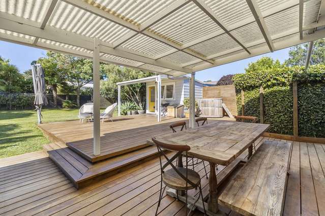 26 Manuka Road Oneroa_1