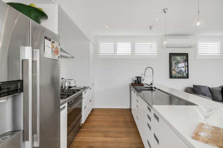 77 Walmer Road Point Chevalier_7